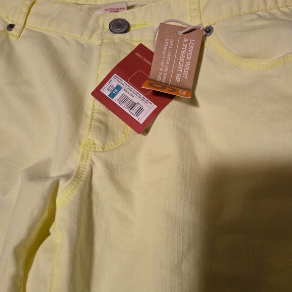 NWT Mossimo Women’s yellow capri size 15 - Picture 2 of 4